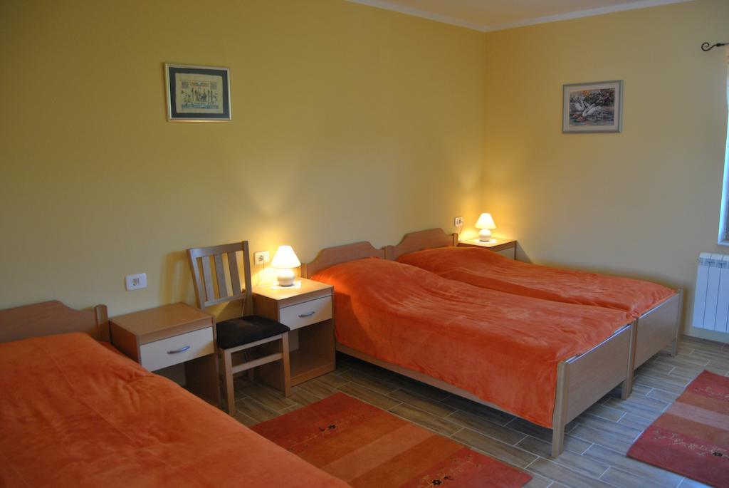 Tourist Farm Dujceva Domacija Villa Vremski Britof Kamer foto
