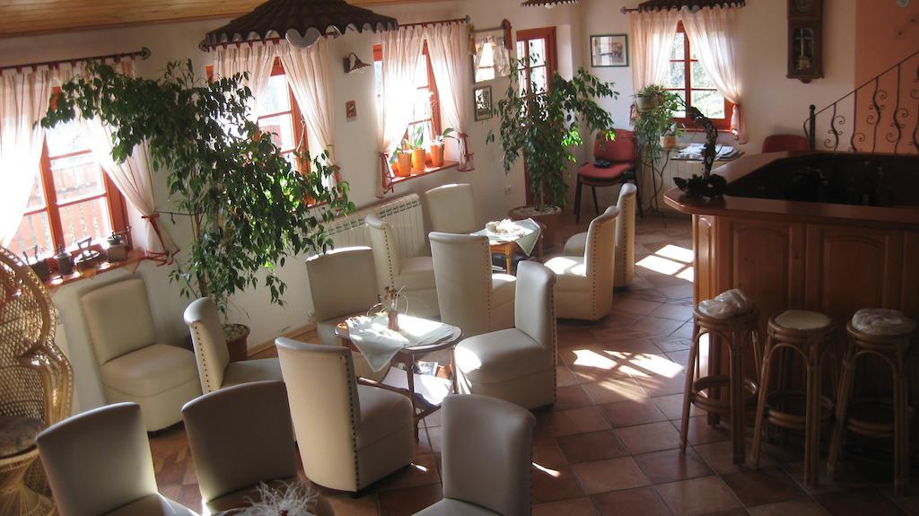 Tourist Farm Dujceva Domacija Villa Vremski Britof Buitenkant foto