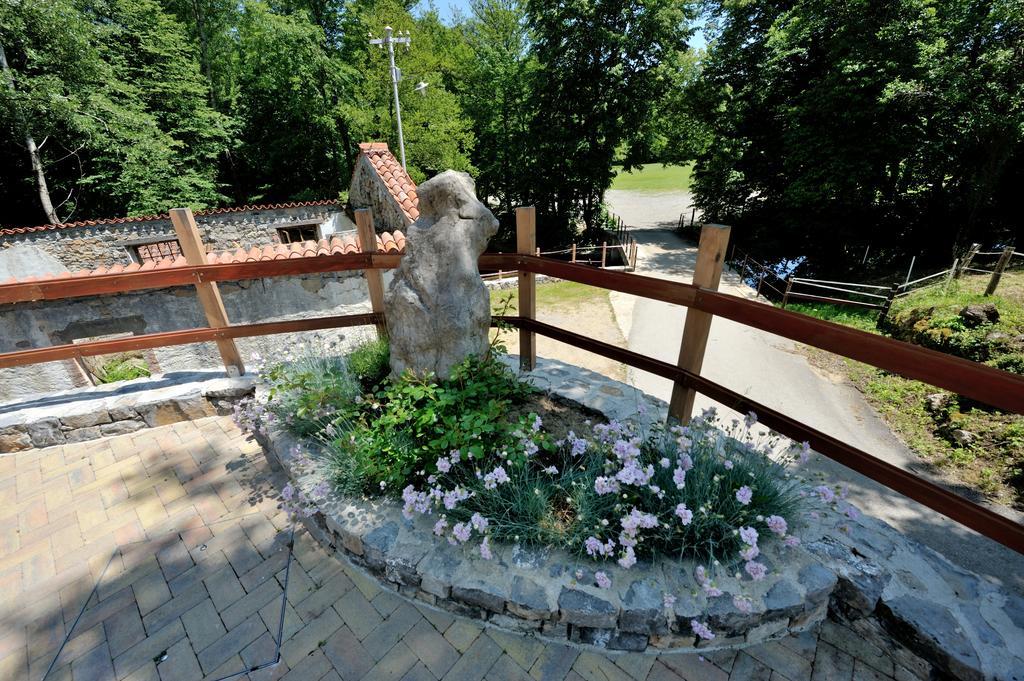 Tourist Farm Dujceva Domacija Villa Vremski Britof Buitenkant foto